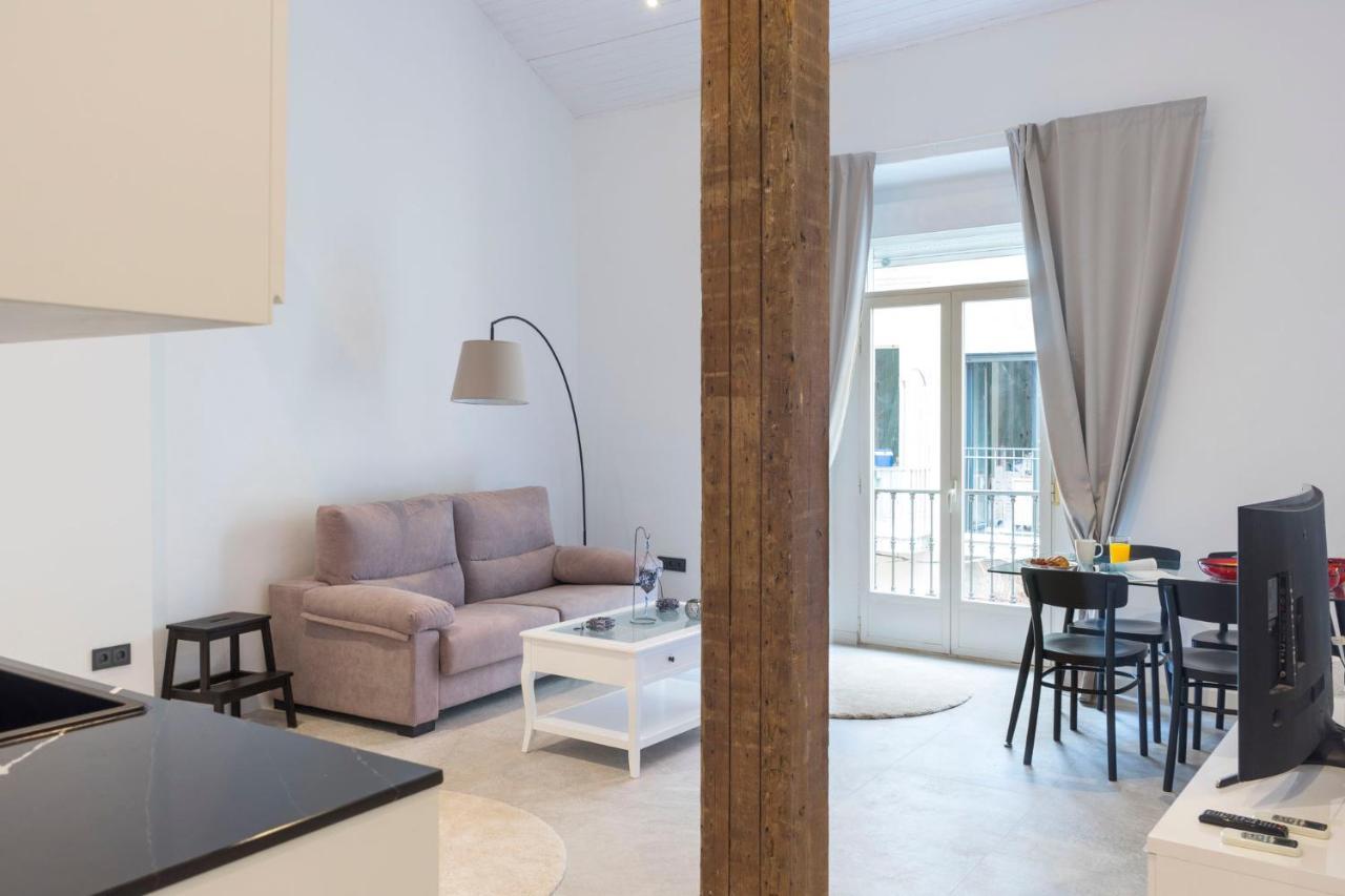 Acogedor Apartamento En Pleno Centro De Malaga By Sharingco Exterior photo