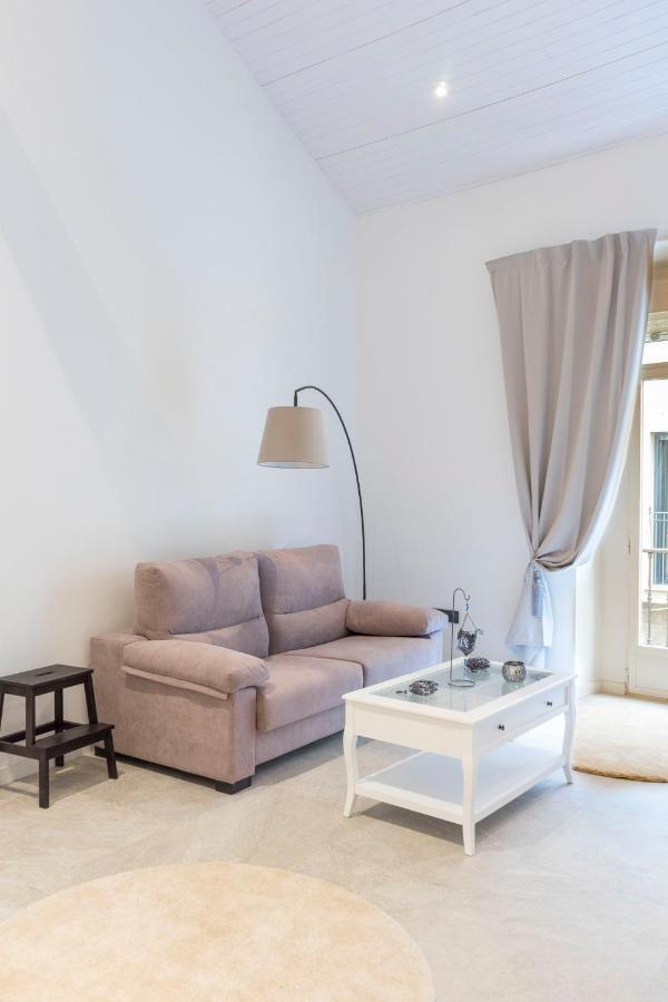 Acogedor Apartamento En Pleno Centro De Malaga By Sharingco Exterior photo