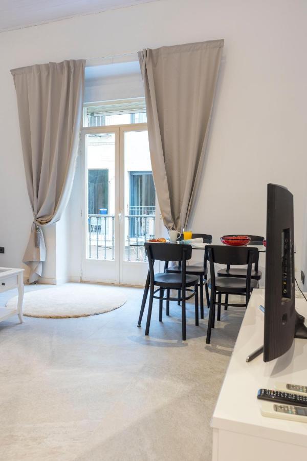 Acogedor Apartamento En Pleno Centro De Malaga By Sharingco Exterior photo